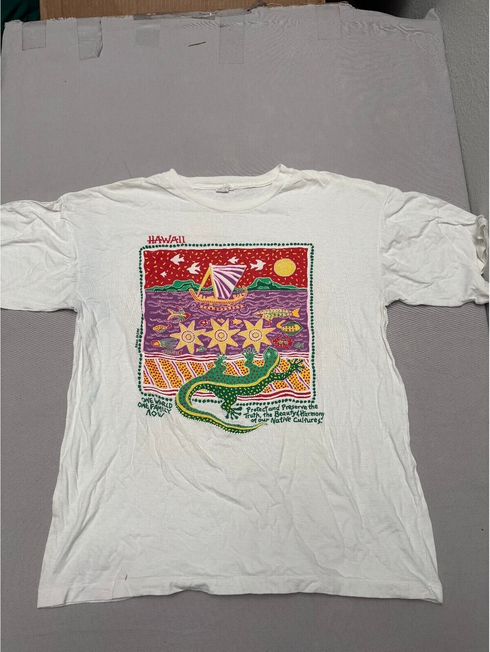 Vintage Hawaii One World T-shirt Hans Olson Puff Print - L